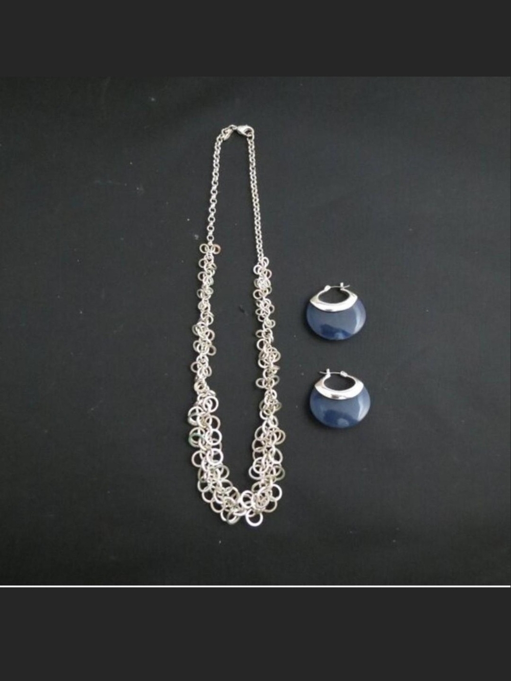 Source Unknown Silver-Tone Loop Necklace with Navy Hoop Earrings